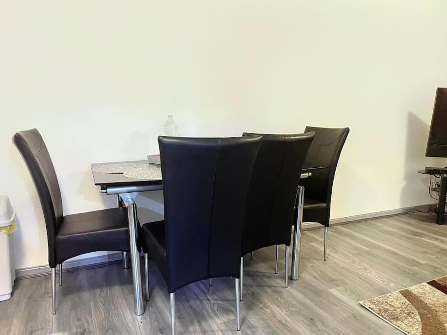 Lovely 3 Bed Ground Floor Apartment Near Qe Hospital Harborne Birmingham New Bagian luar foto