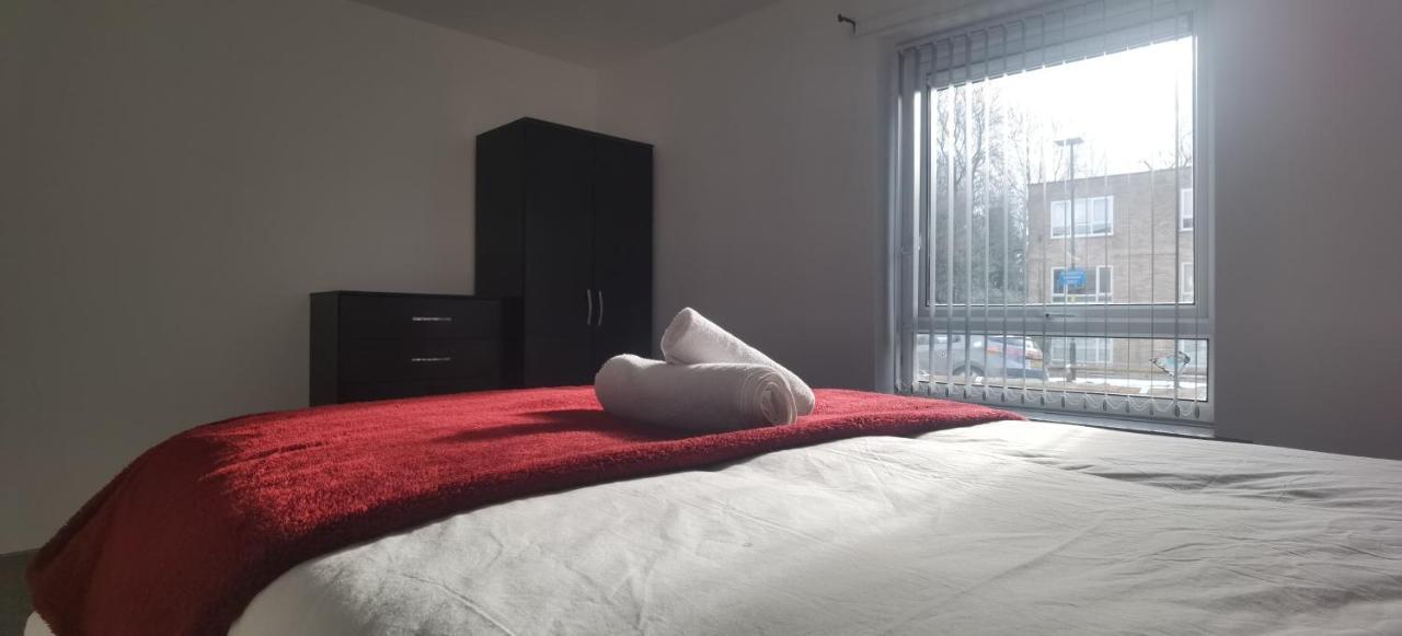 Lovely 3 Bed Ground Floor Apartment Near Qe Hospital Harborne Birmingham New Bagian luar foto