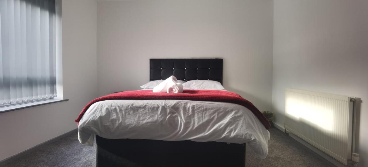 Lovely 3 Bed Ground Floor Apartment Near Qe Hospital Harborne Birmingham New Bagian luar foto