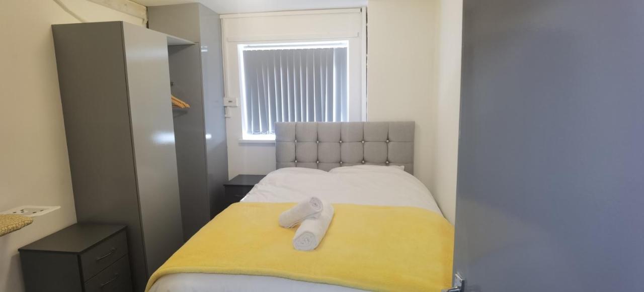 Lovely 3 Bed Ground Floor Apartment Near Qe Hospital Harborne Birmingham New Bagian luar foto