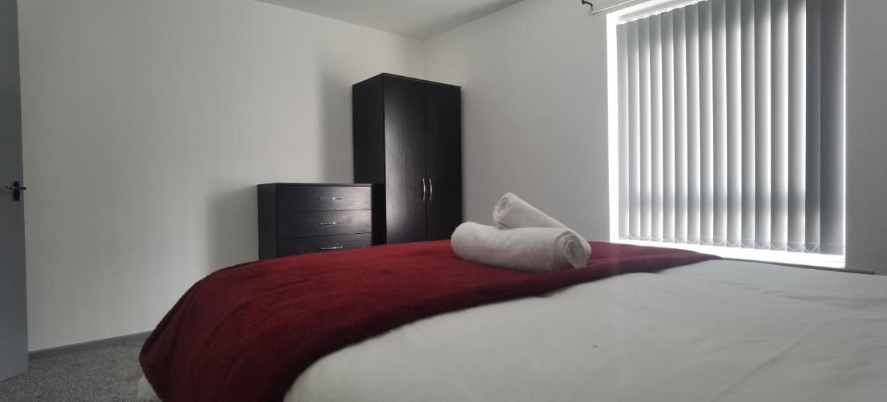Lovely 3 Bed Ground Floor Apartment Near Qe Hospital Harborne Birmingham New Bagian luar foto